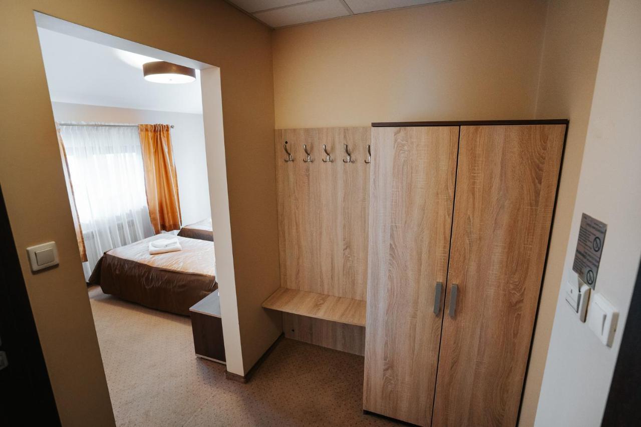 Hotel U Ojdanow Węgrów Esterno foto